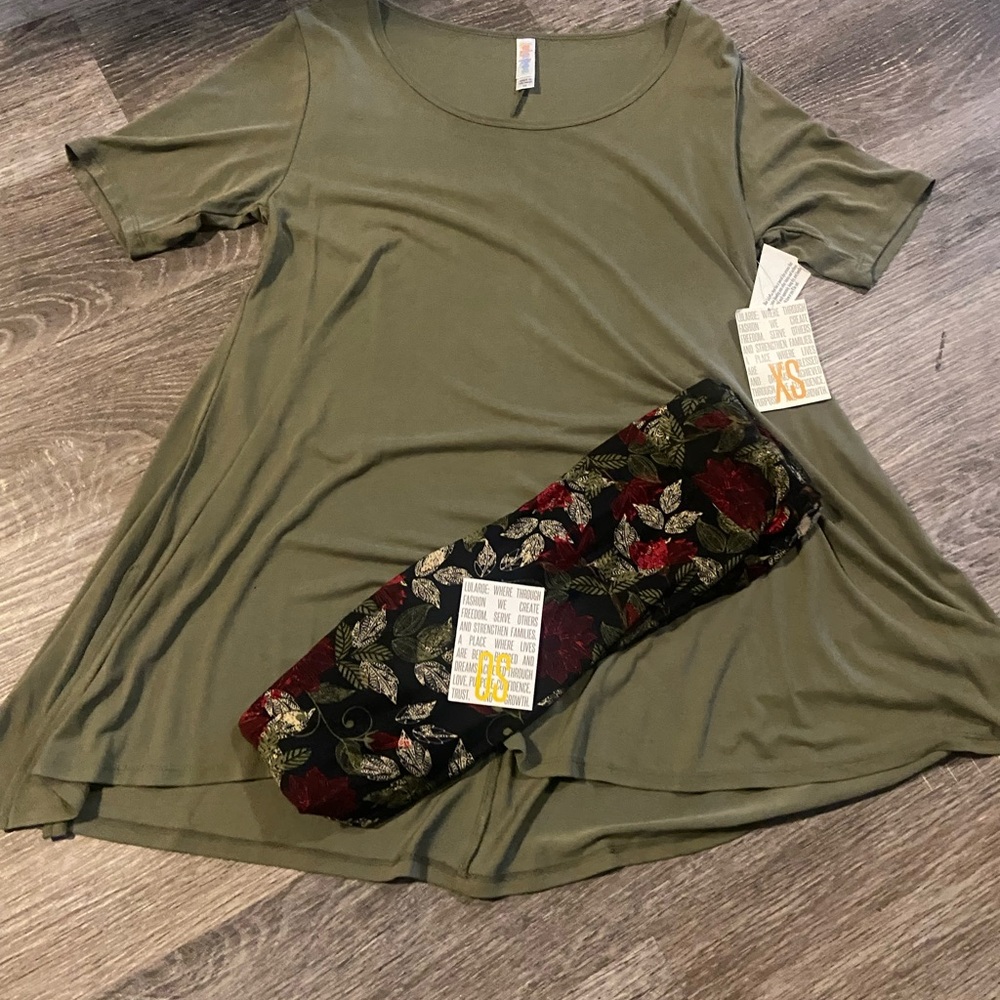 Lularoe outfit new with tags solid green perfect xs floral os leggings